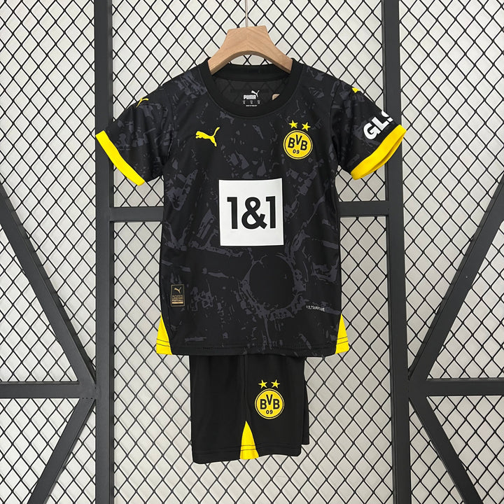 Kit - Borussia Dortmund Extérieur 23/24