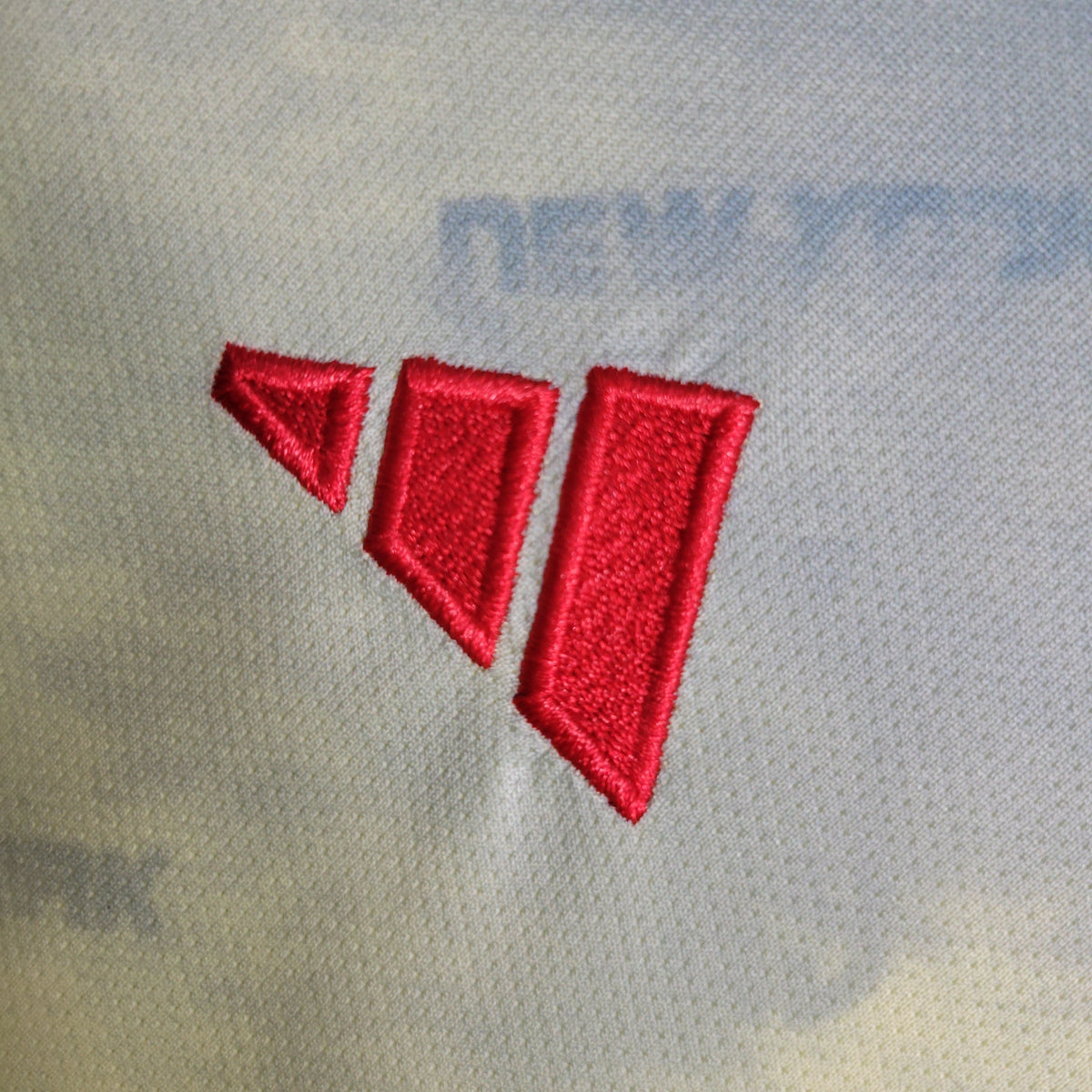 New York Red Bulls Extérieur 23/24 - Packaging