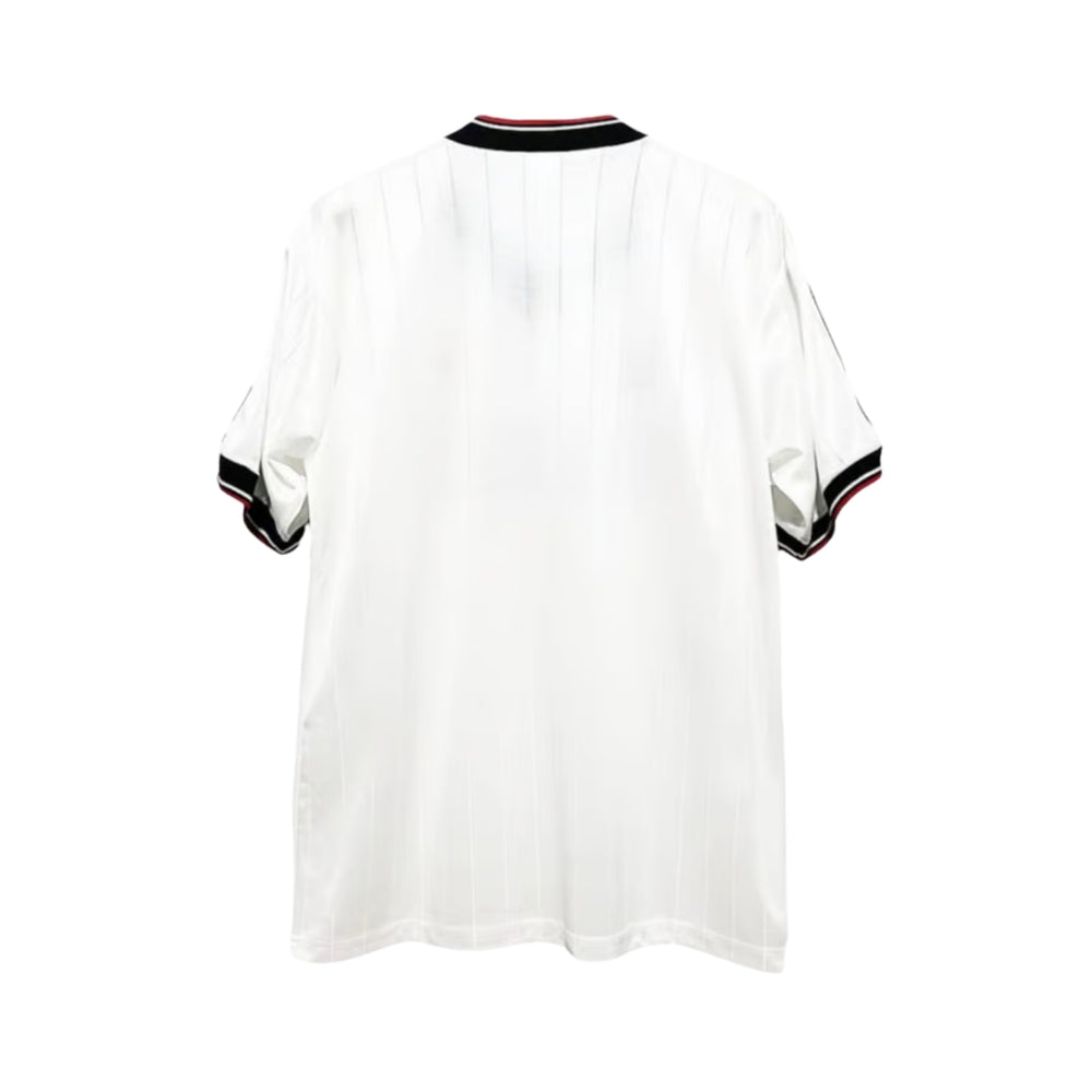 Manchester United Visitante 82/83