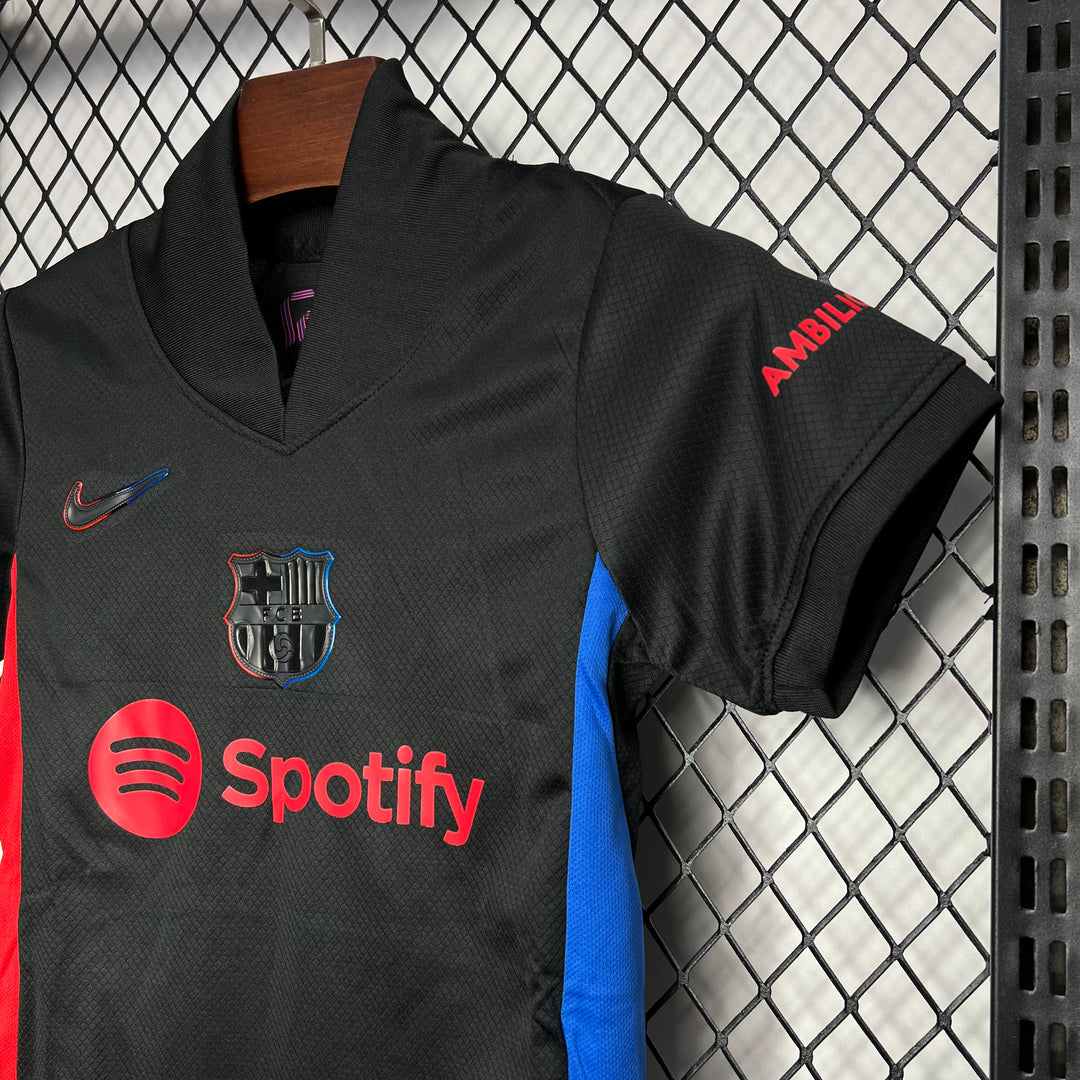 Kit - Barcelone Éxterieur 24/25