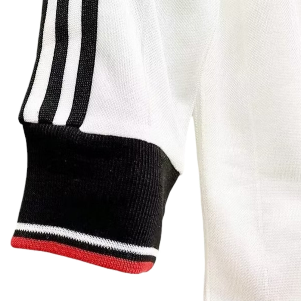 Manchester United Away FA Cup Final Special Edition 82/83 - Long Sleeved