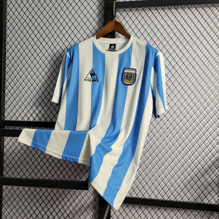 Argentine Domicile 86/87