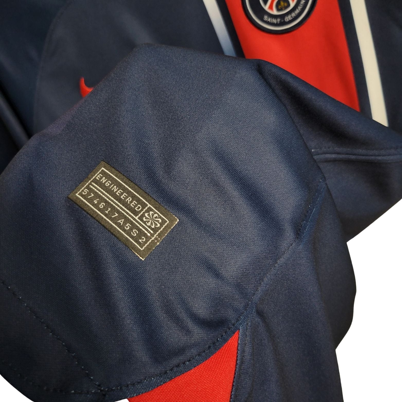 PSG Domicile 23/24 - Vue latérale