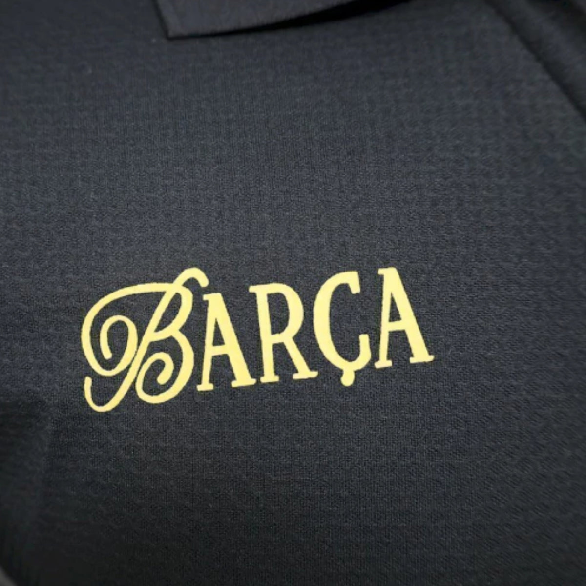 Barcelone Édition Spéciale 24/25 - Vue rapprochée