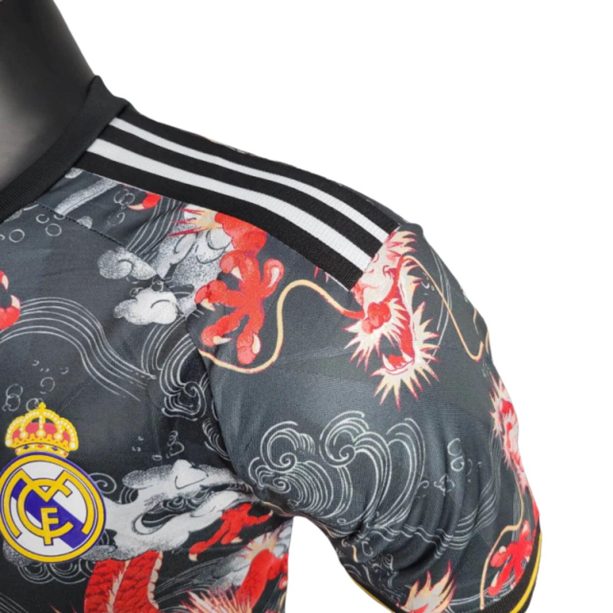 Real Madrid Special Edition 24/25 - Player Version - Close-up