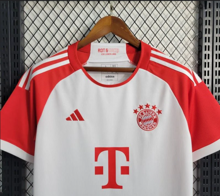 Bayern Munique Domicile 23/24