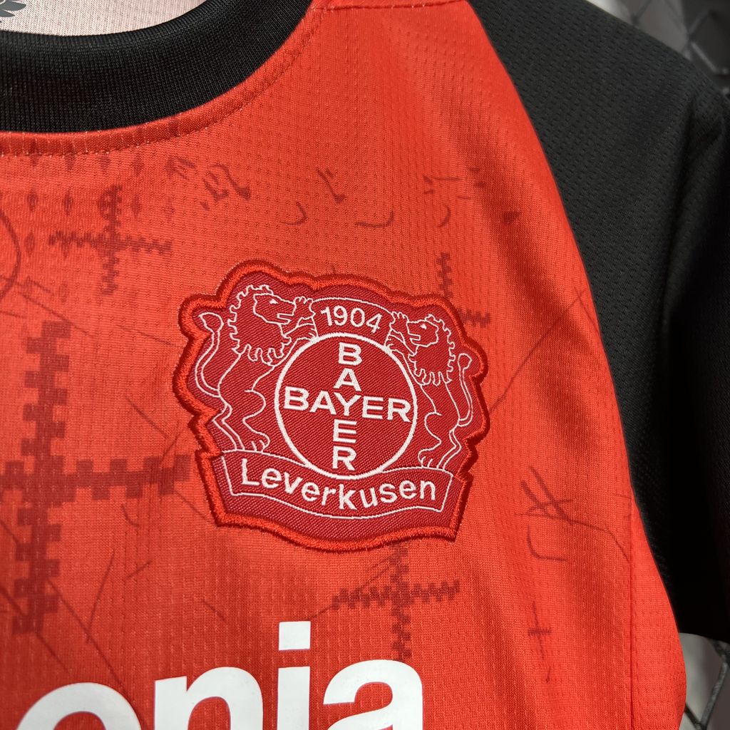 Kit - Bayer 04 Leverkusen Domicile 24/25