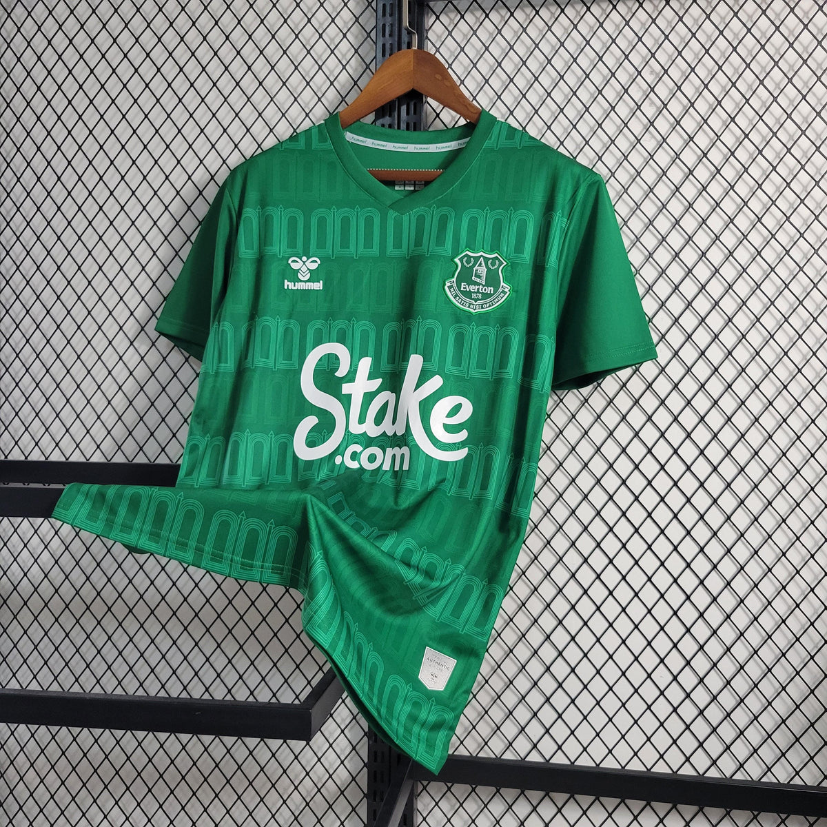 Everton Away 23/24 - Close-up