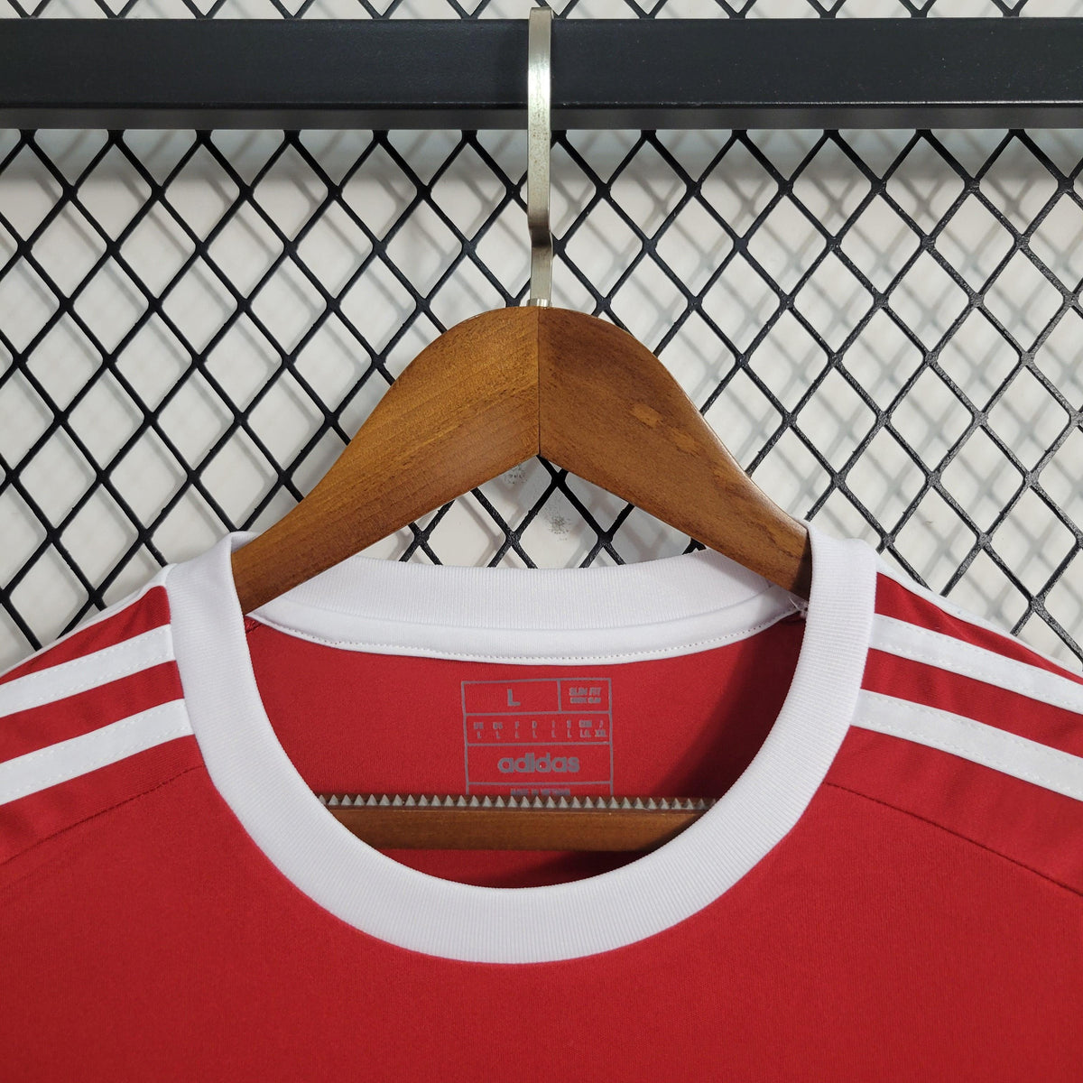 Nottingham Forest Home 23/24 - Close-up