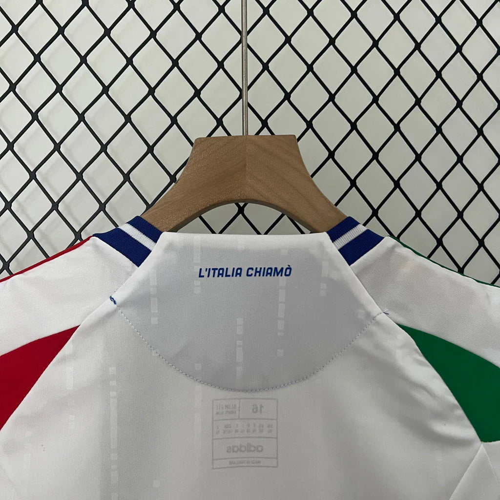 Kit - Italie Extérieur 24/25