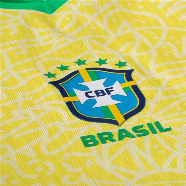 Brésil Domicile 24/25 - Vue rapprochée