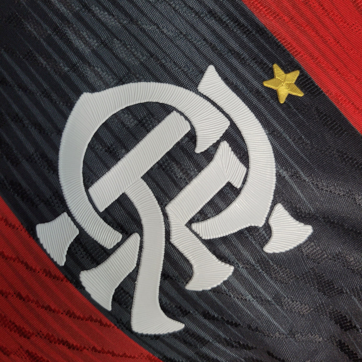 Flamengo Domicile 23/24 - Vue latérale