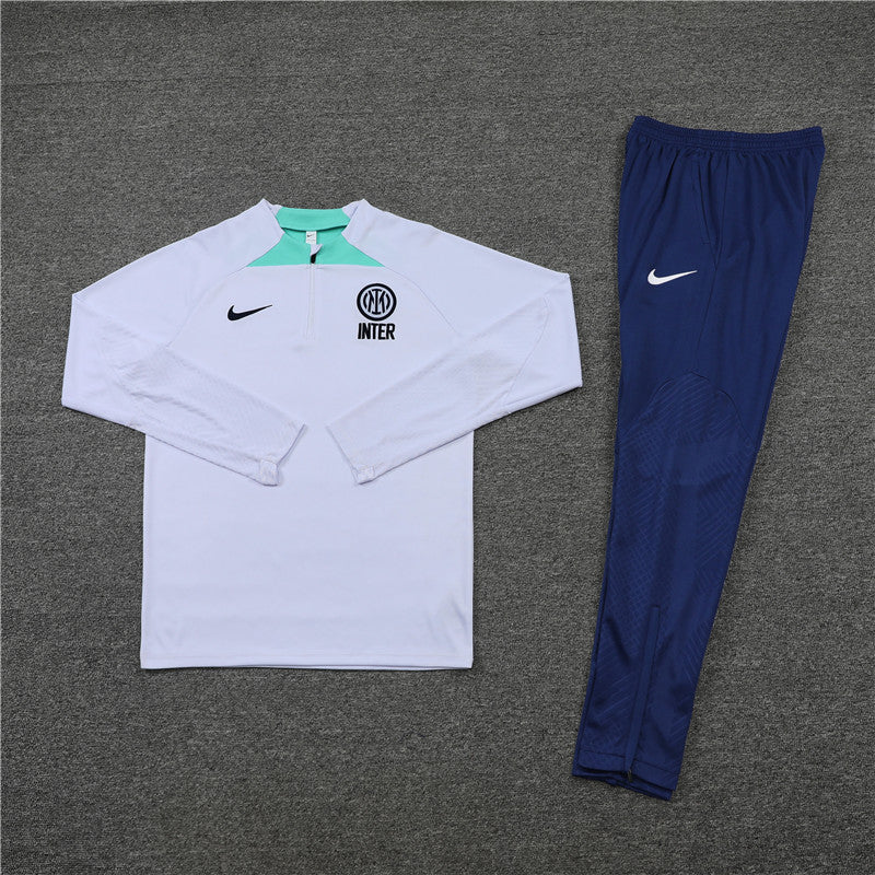 Inter Milan - Tracksuit - 1/2 Zip - Detail