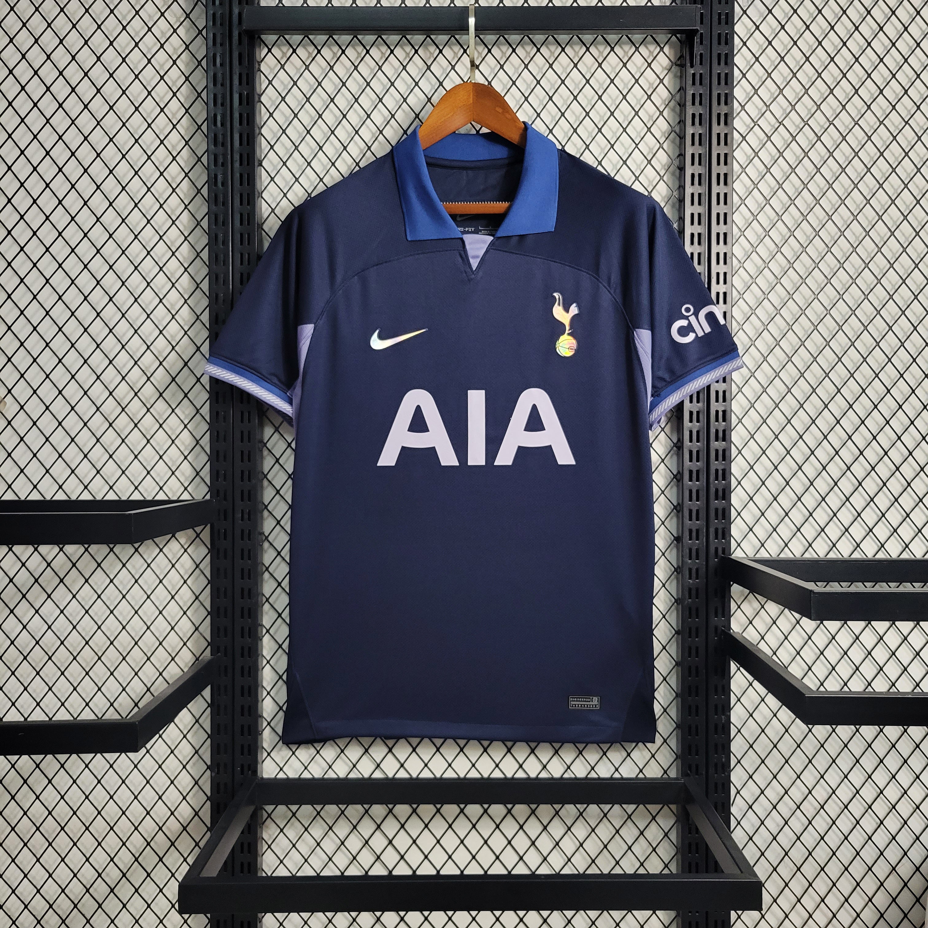 Tottenham Hotspur Extérieur 23/24 - Vue de face