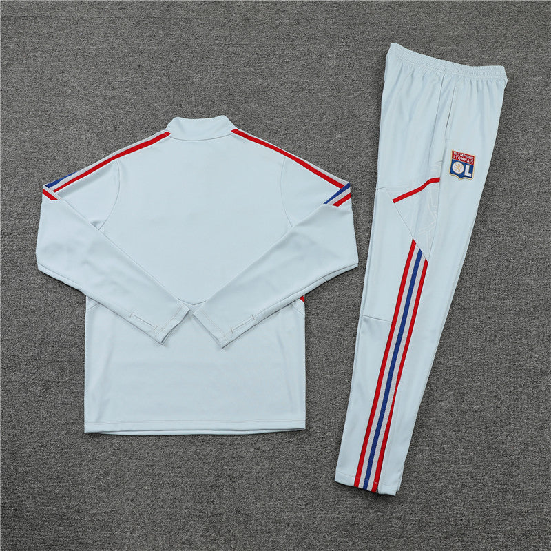 Olympique Lyonnais - Tracksuit - 1/2 Zip - Close-up